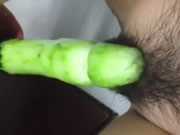 Indoesian девочка Masturbation Use Cucumber