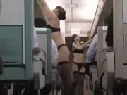 Япония Стюардесса в секс-службе самолета