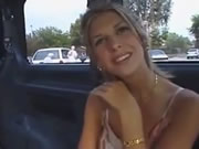 Блондинки Девушка заниматься сексом в автомобиле